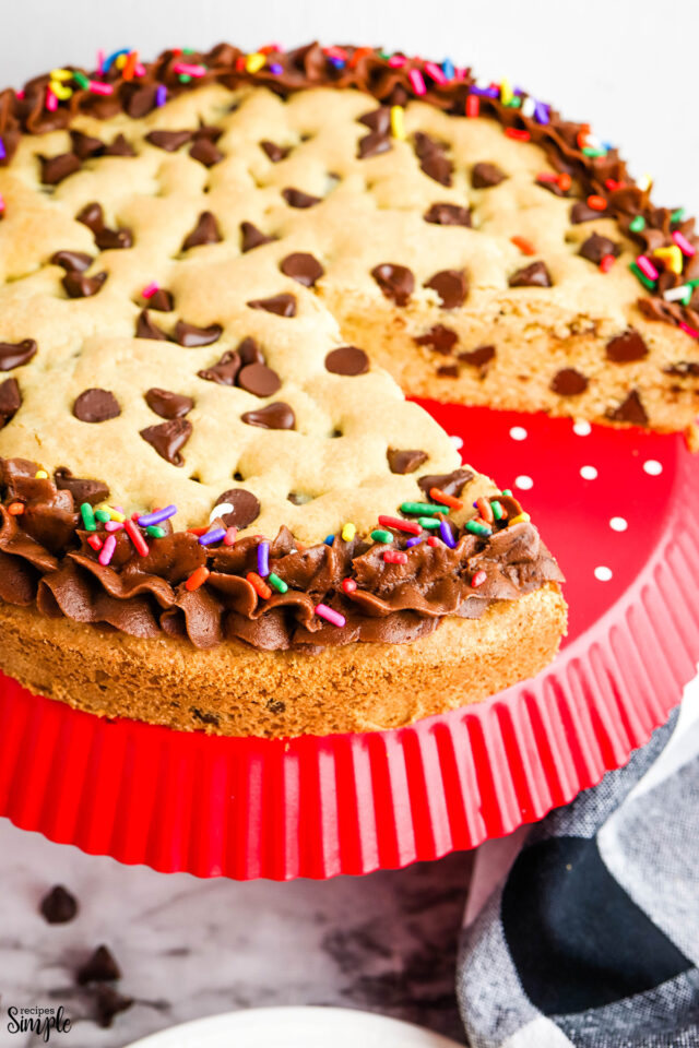 Chocolate Chip Cookie Cake Recipe - Recipes Simple