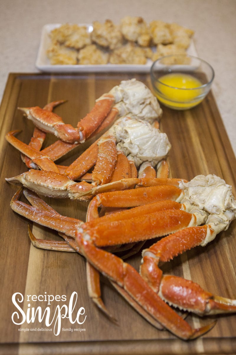 https://www.recipessimple.com/wp-content/uploads/2018/03/Instant-Pot-Crab-Legs-with-butter.jpg