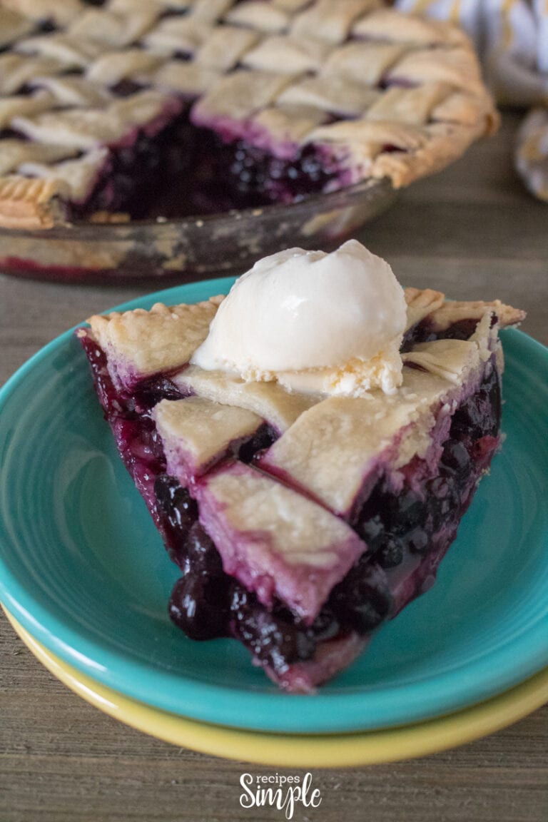 Homemade Blueberry Pie With Lattice Crust - Recipes Simple