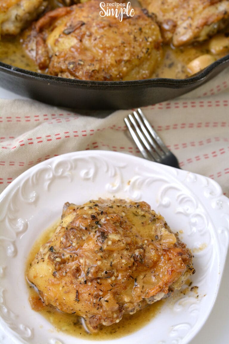 Garlic Roasted Chicken Thighs With Parmesan Gravy Keto Low Carb Recipes Simple 