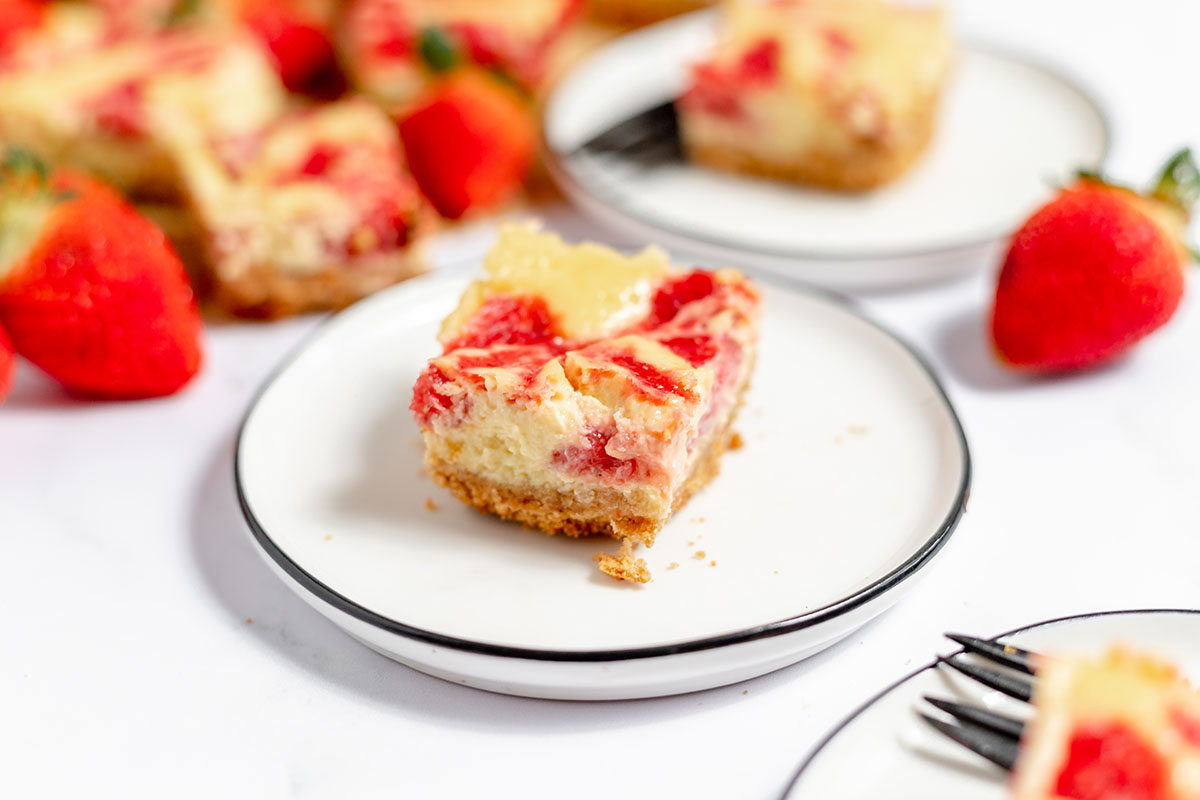 Strawberry Cheesecake Bars